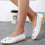 Shoes Women 2025 Soft Leather Shoes White Women'S Loafer Slip on Flats Zapatos De Mujer Flat Shoes Women Casual Footwear Female
